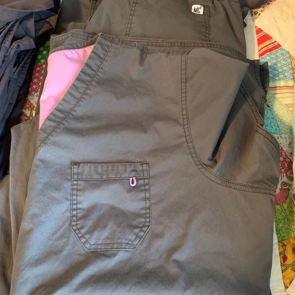 Nursing uniform scrub set